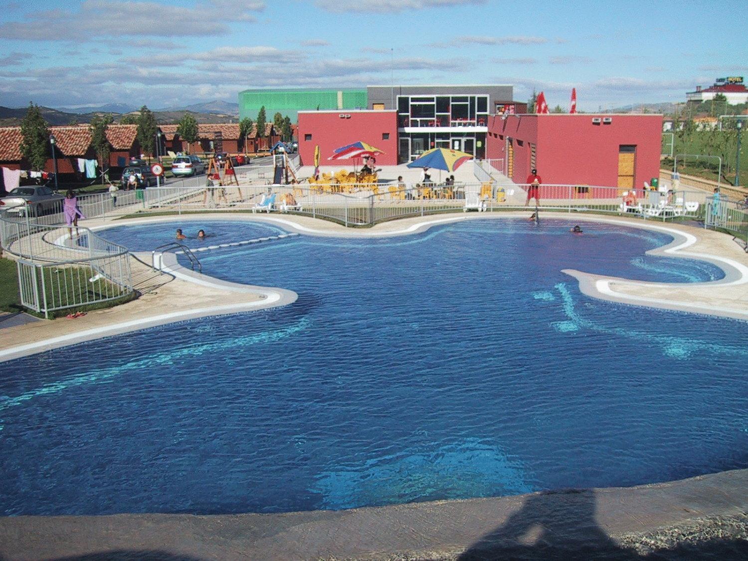 Camping Iratxe Ciudad De Vacaciones Ayegui Exterior photo