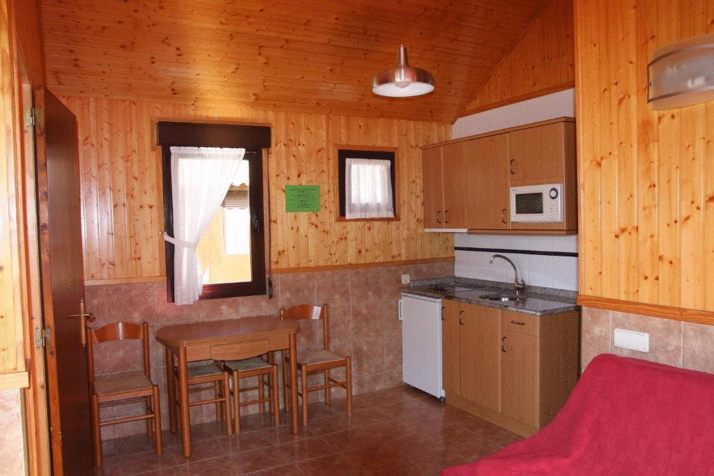 Camping Iratxe Ciudad De Vacaciones Ayegui Room photo
